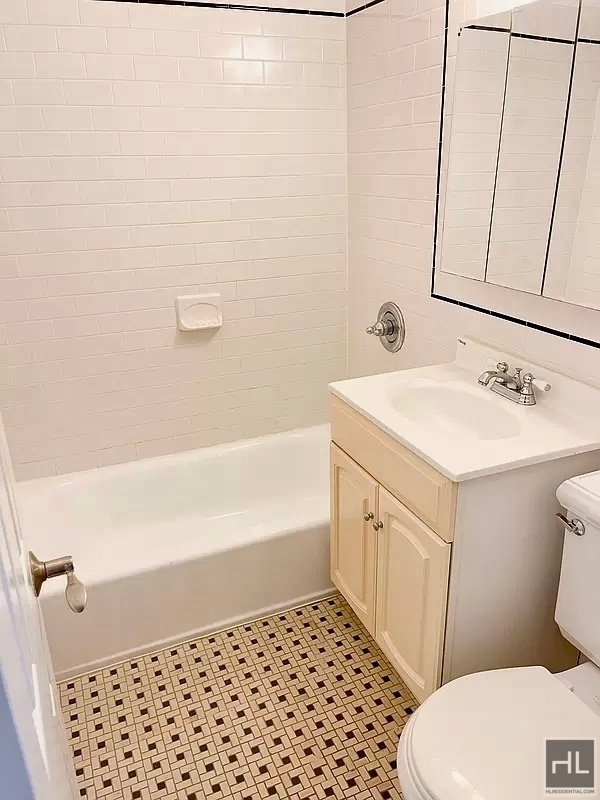 East 84th Street - Photo 2