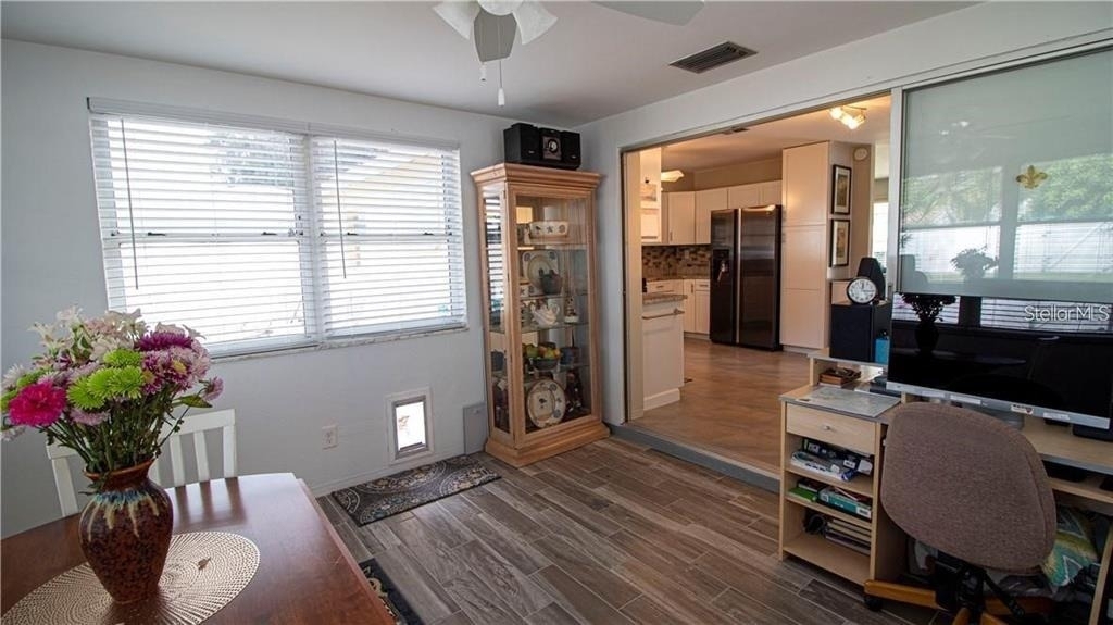 3925 15th Avenue N - Photo 7