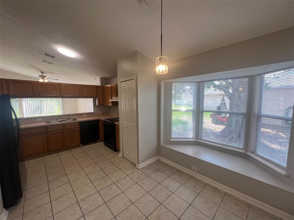 712 Swallow Lane - Photo 14