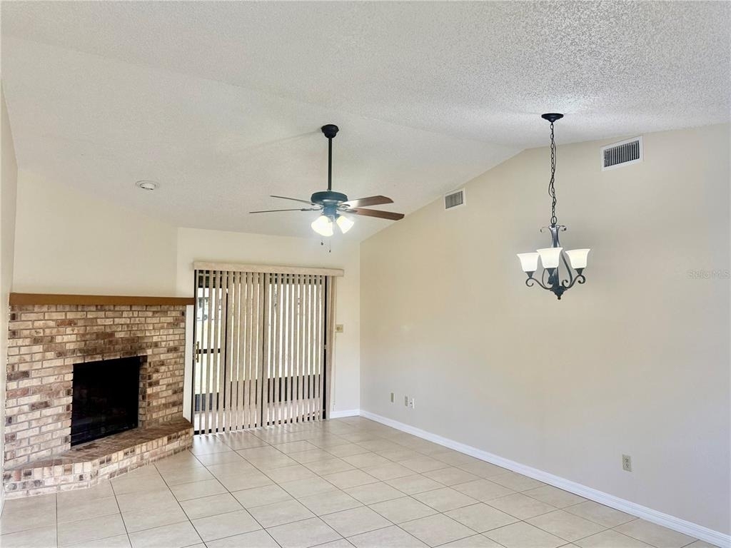 1805 Foxhall Circle - Photo 5