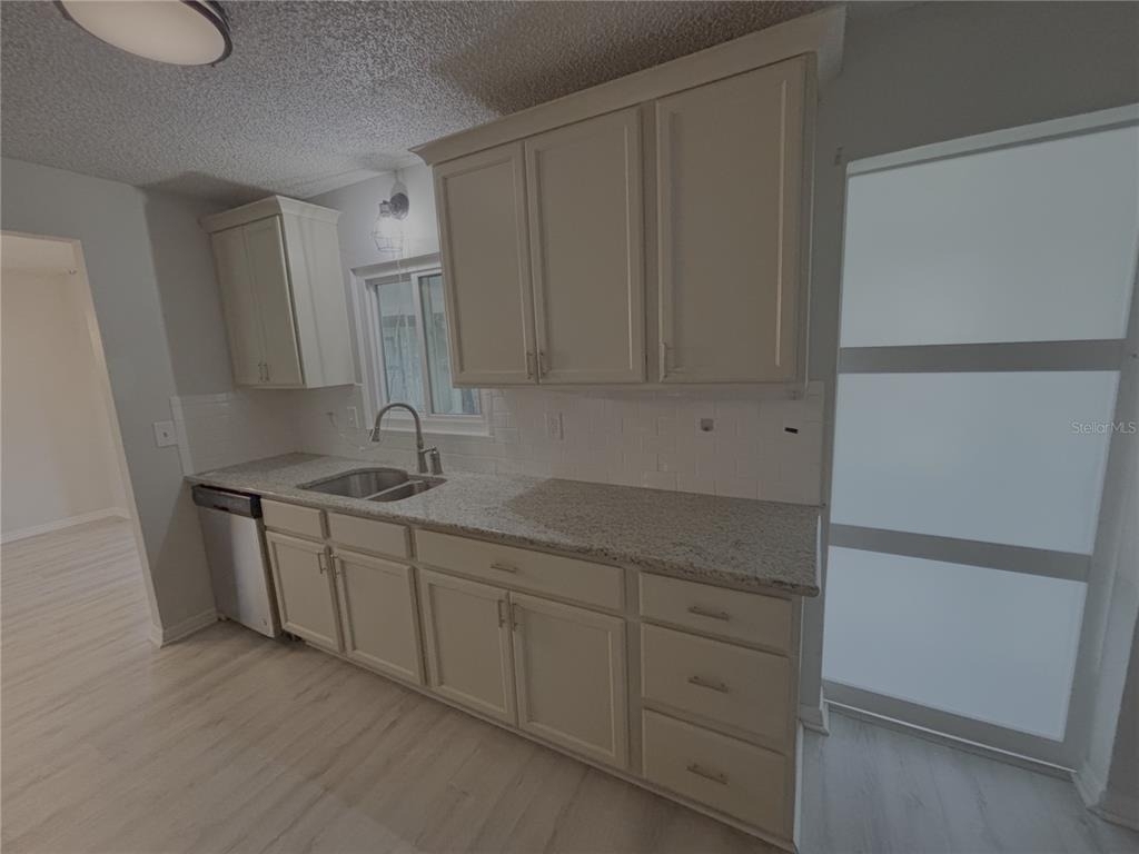 6366 Sw 115th Street Road - Photo 9