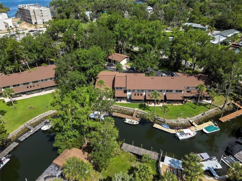 1637 Se Paradise Circle - Photo 31