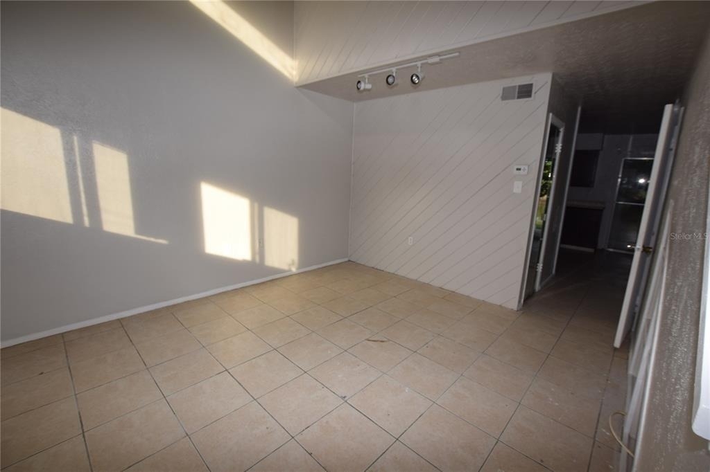3916 Crayrich Circle - Photo 4
