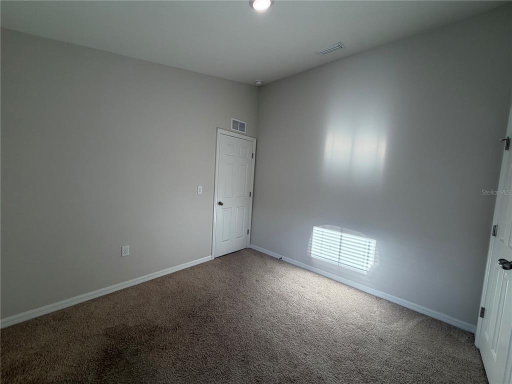 1563 Ellesmere Avenue - Photo 12