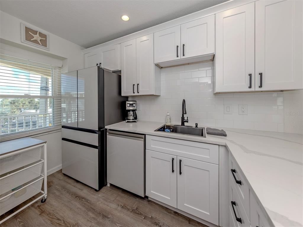 1400 Tarpon Center Drive - Photo 25