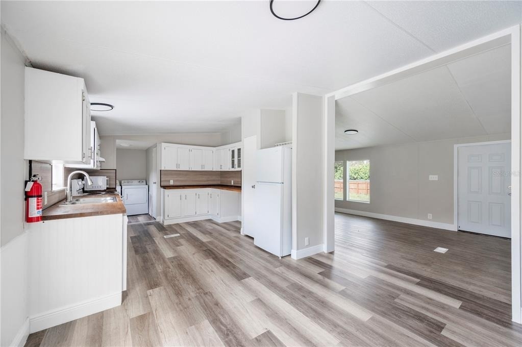4129 Woodsridge Drive - Photo 7