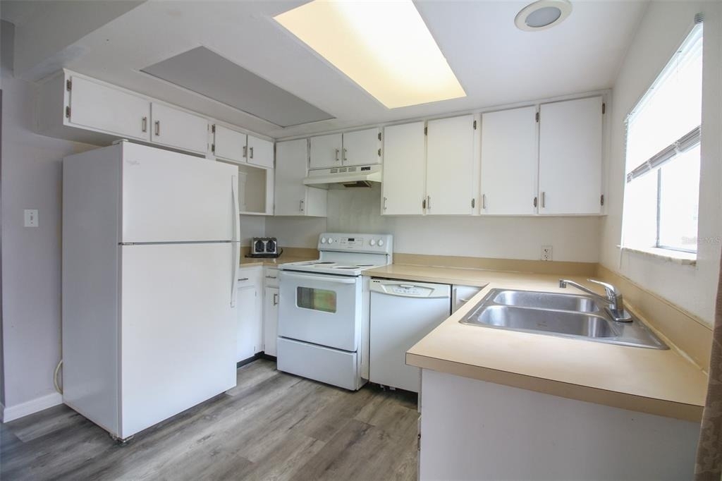 1533 King Avenue - Photo 5