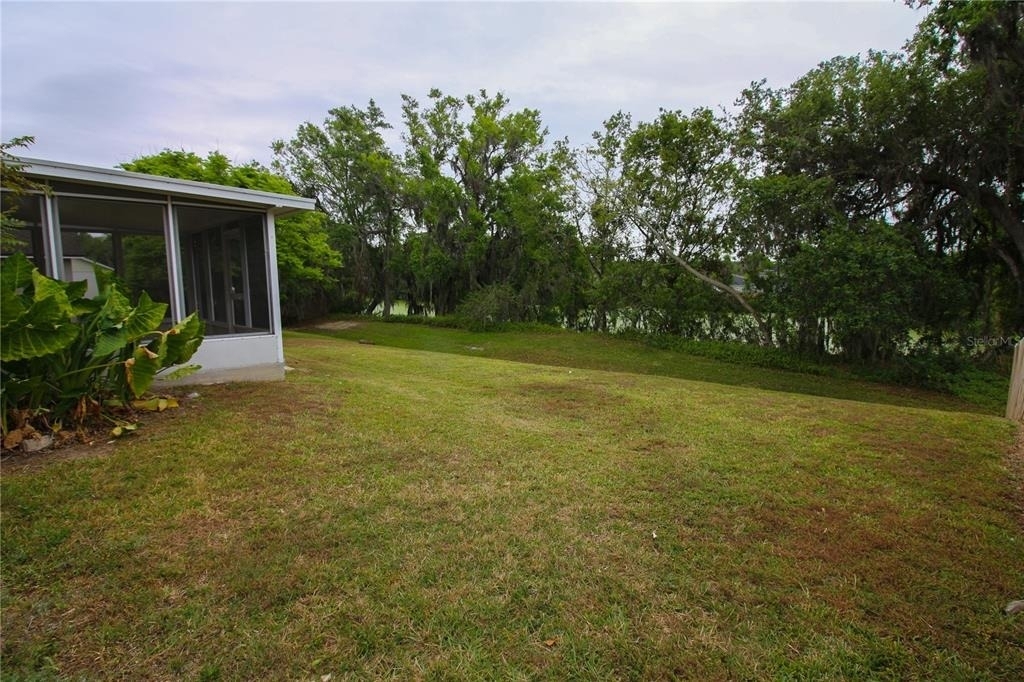 527 Emerald Cove Loop - Photo 12