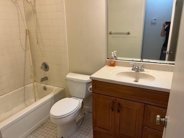 4921 Nw 37th Drive - Photo 5