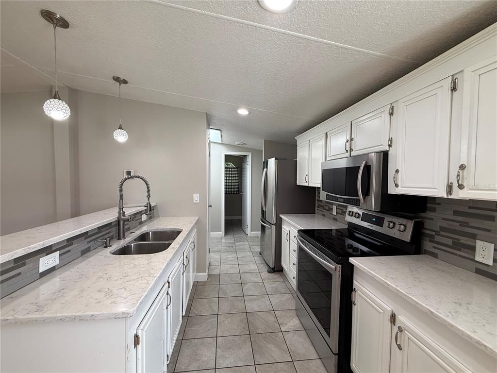 13708 Palm Drive - Photo 6