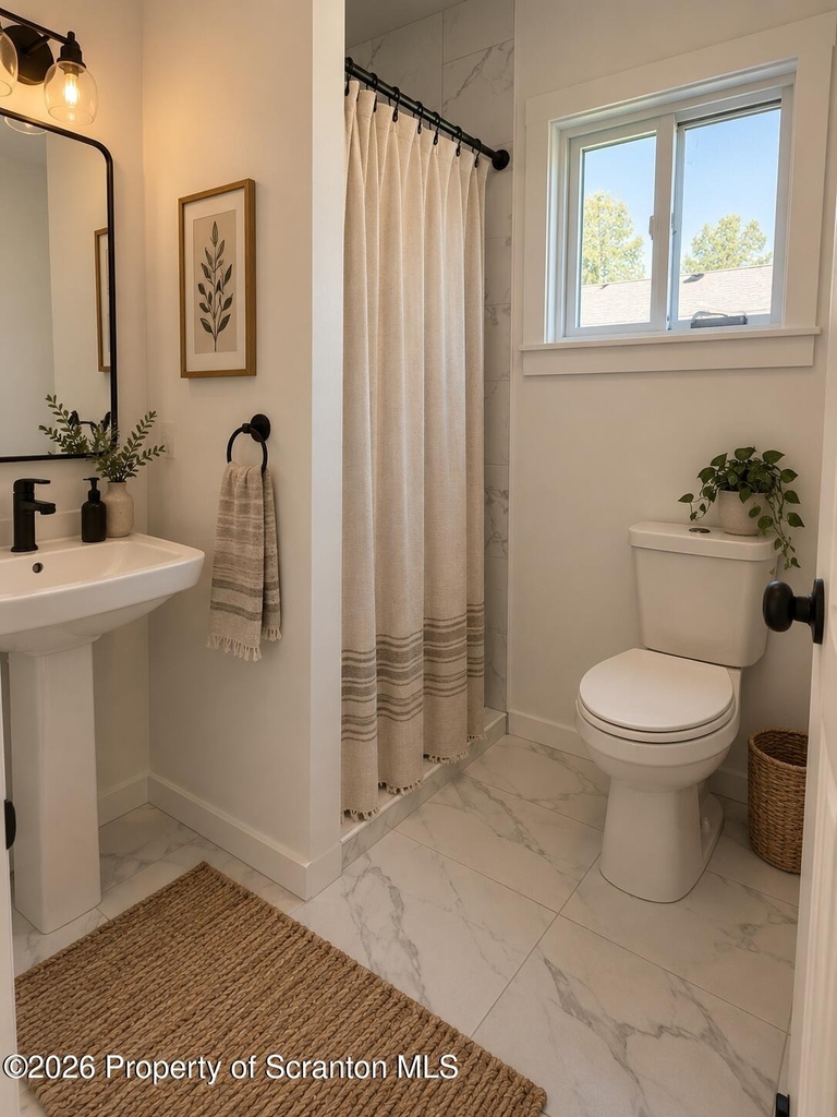 206 Oak Street - Photo 3