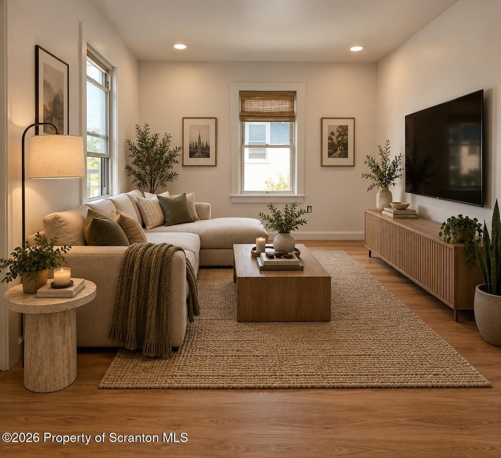 206 Oak Street - Photo 2