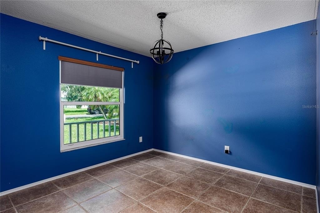4008 Kingsfield Drive - Photo 5