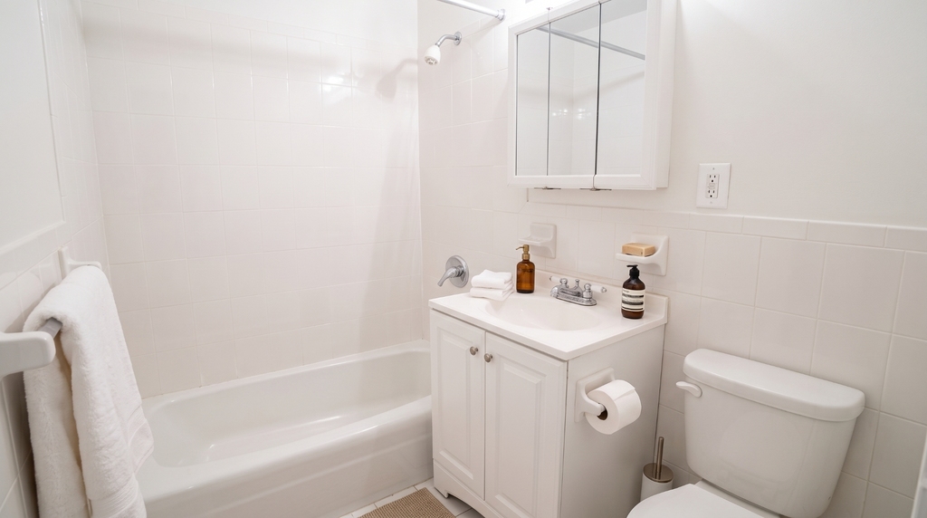 3333 Broadway - Photo 3