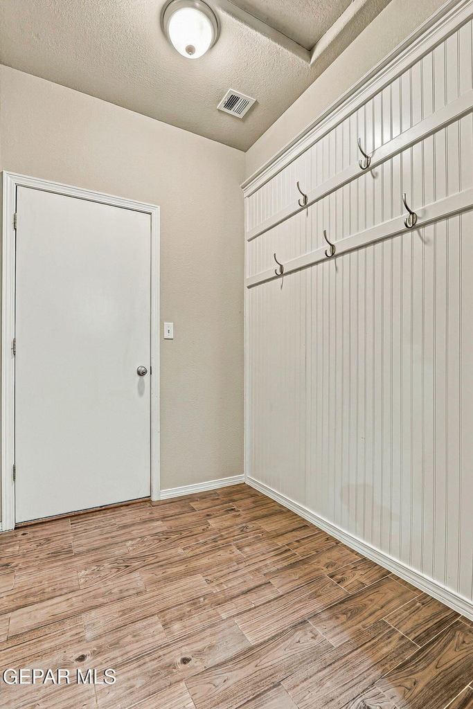 14832 Orsten Artis Avenue - Photo 8