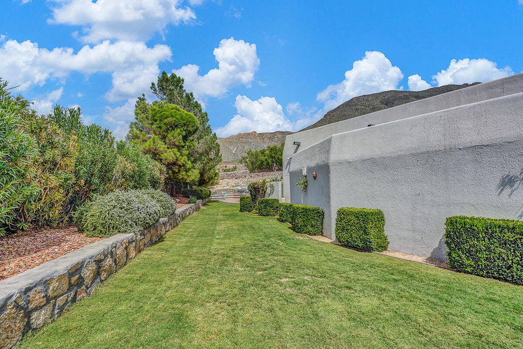 5601 Burning Tree Drive - Photo 44