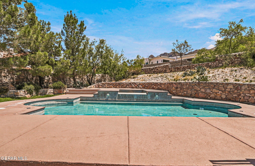 5601 Burning Tree Drive - Photo 57