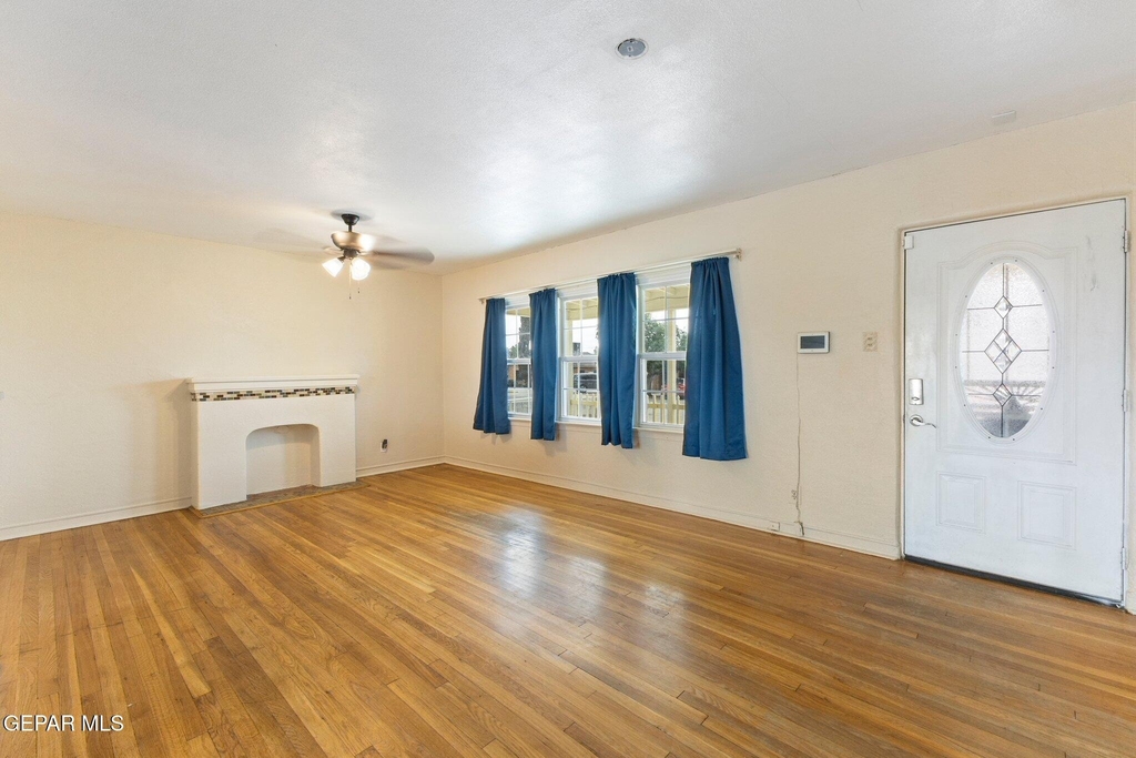 137 Anita Circle - Photo 10