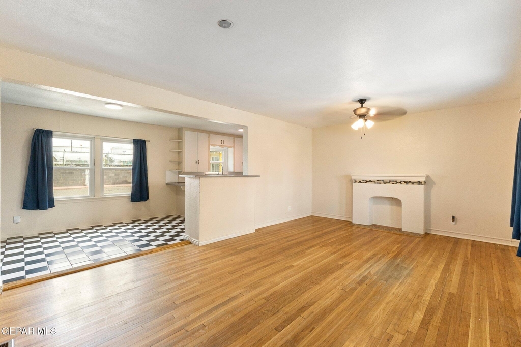 137 Anita Circle - Photo 2