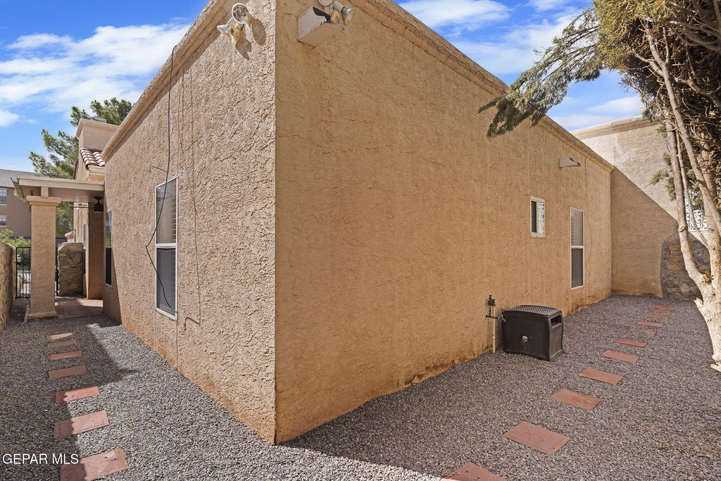 143 N Alto Mesa Drive - Photo 25
