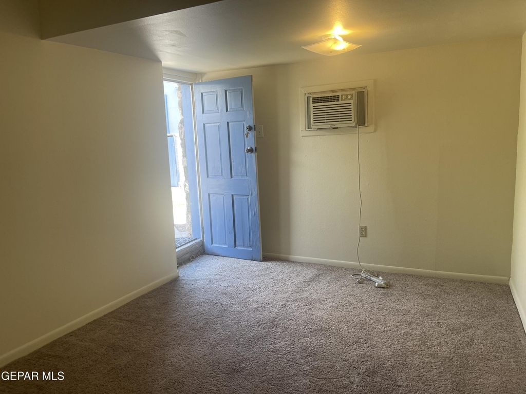 609 E Robinson Avenue - Photo 34