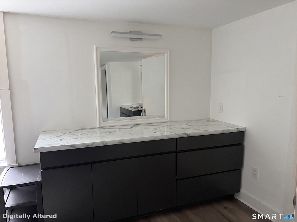 57 Oak Street - Photo 4