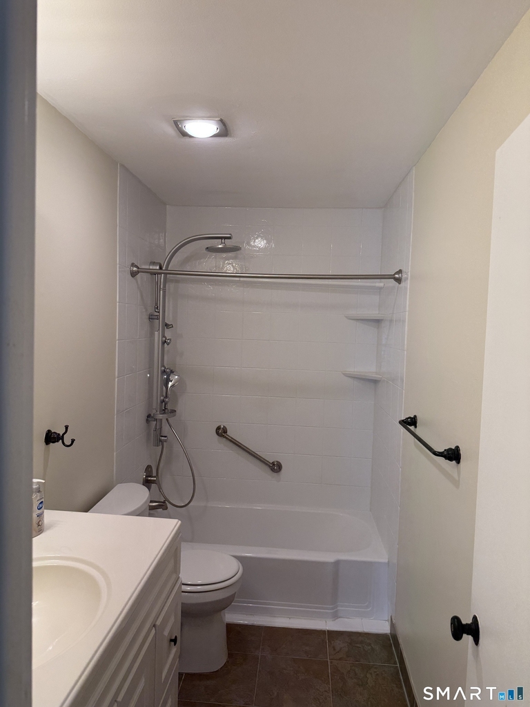 2306 Cromwell Hills Drive - Photo 13