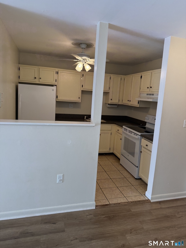 2306 Cromwell Hills Drive - Photo 6