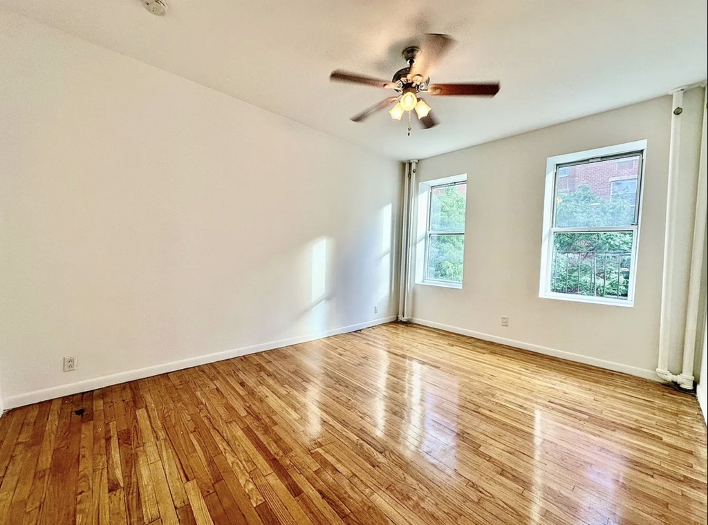 411 West 54th Street - Photo 7