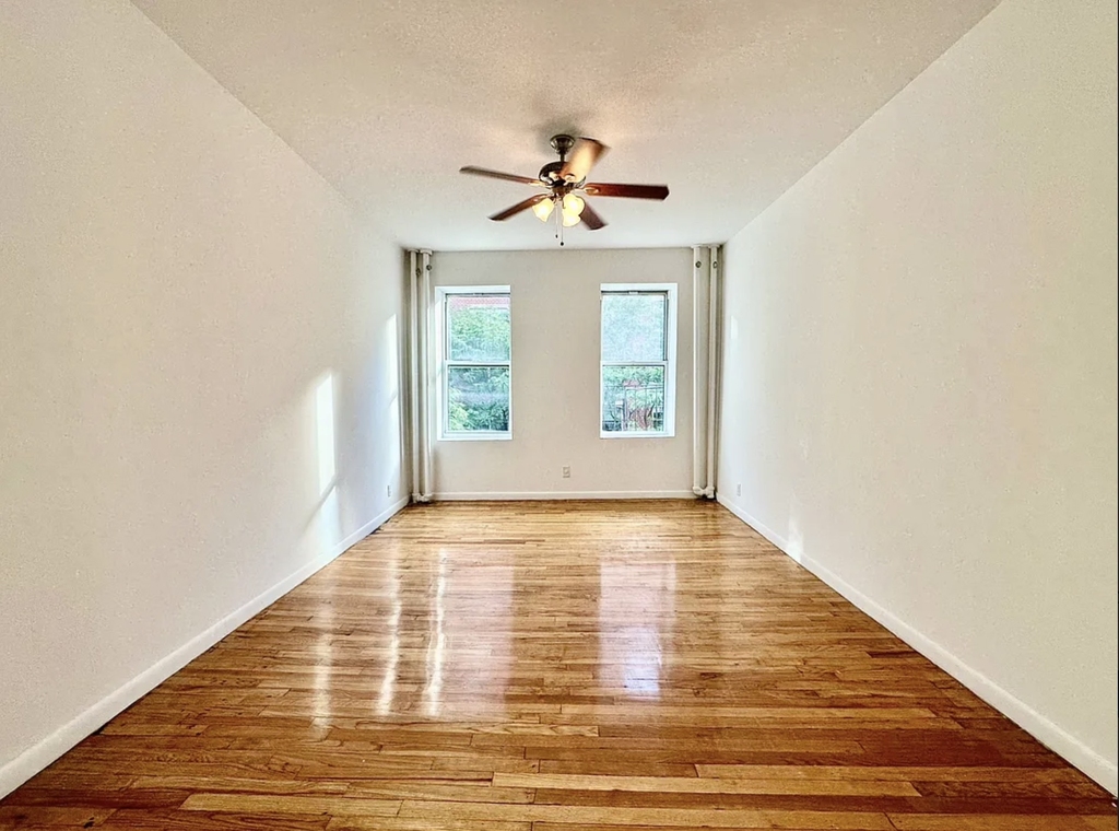 411 West 54th Street - Photo 5