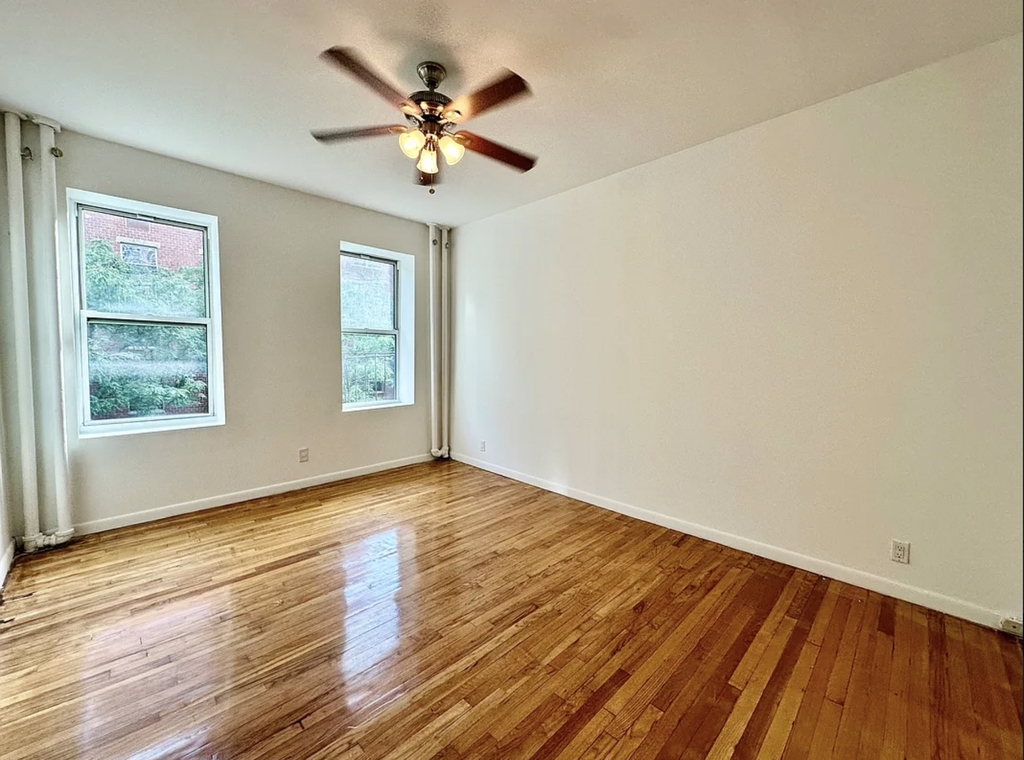411 West 54th Street - Photo 9