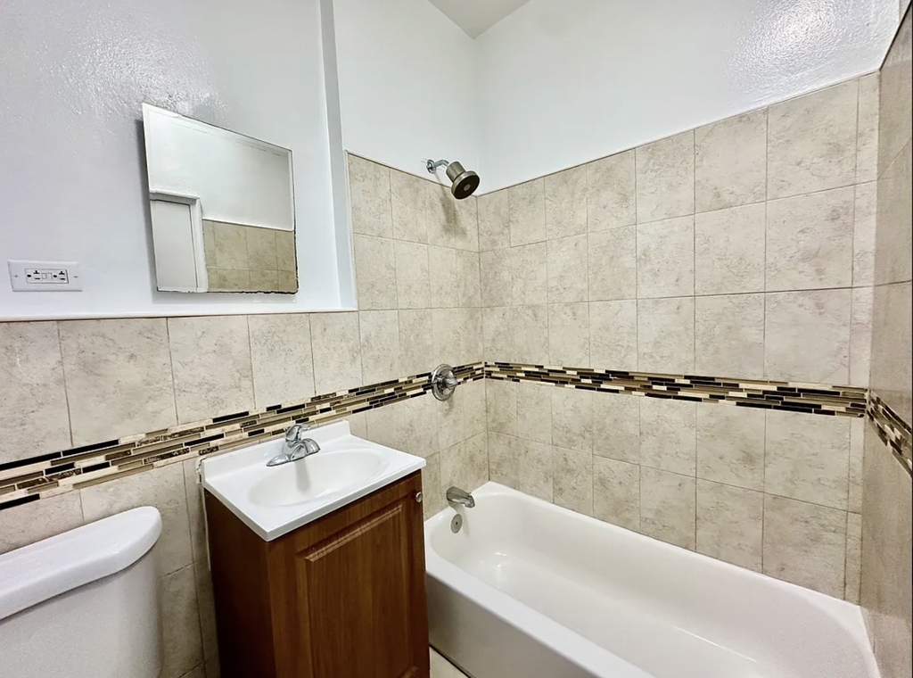 411 West 54th Street - Photo 3