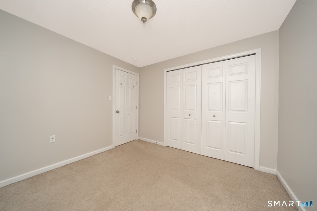 201 Regan Road - Photo 19