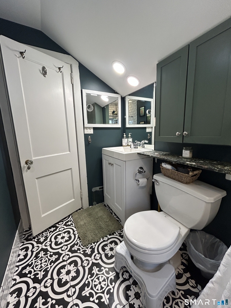 168 Hartford Avenue - Photo 18