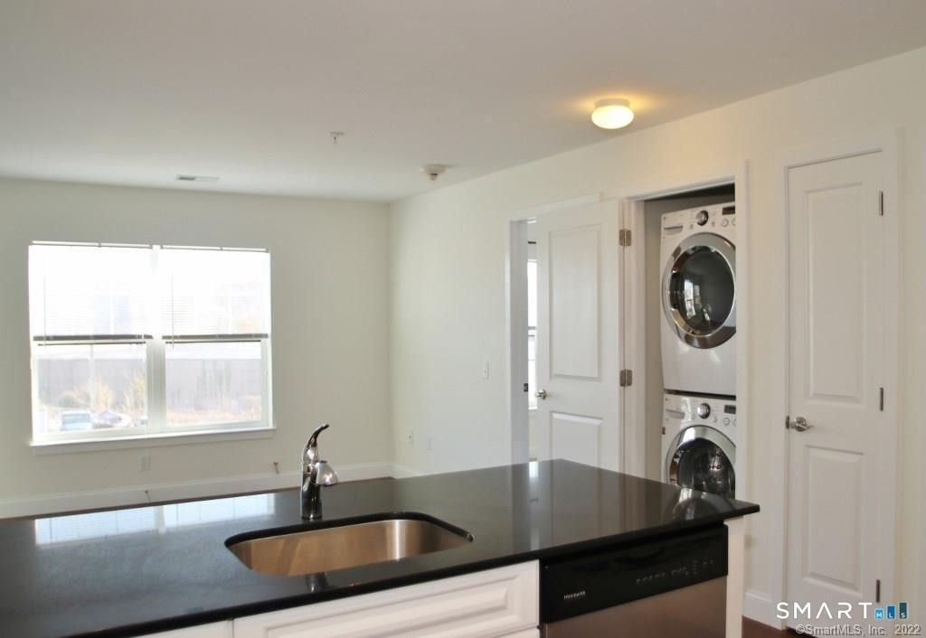 947 Hope Street - Photo 18