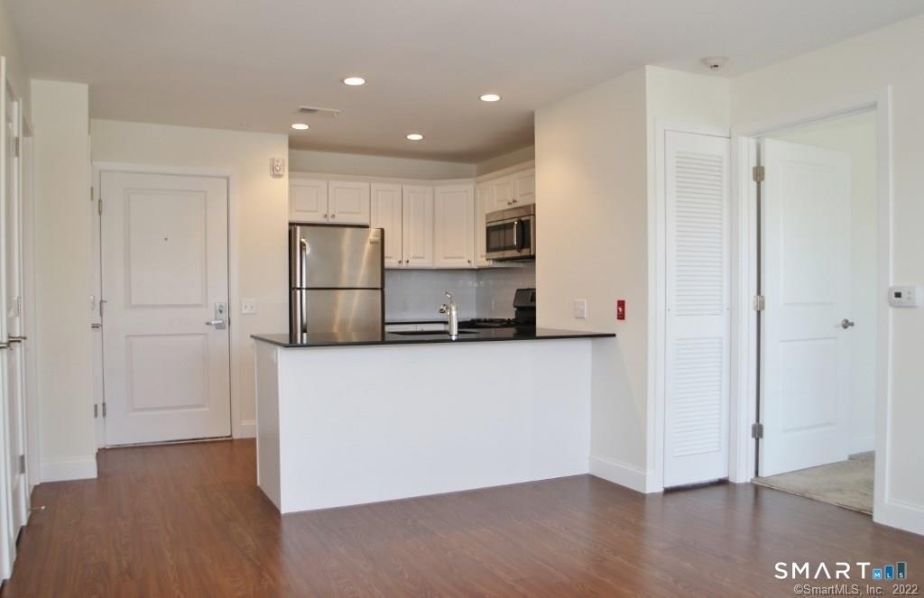 947 Hope Street - Photo 16