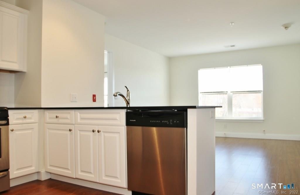 947 Hope Street - Photo 14