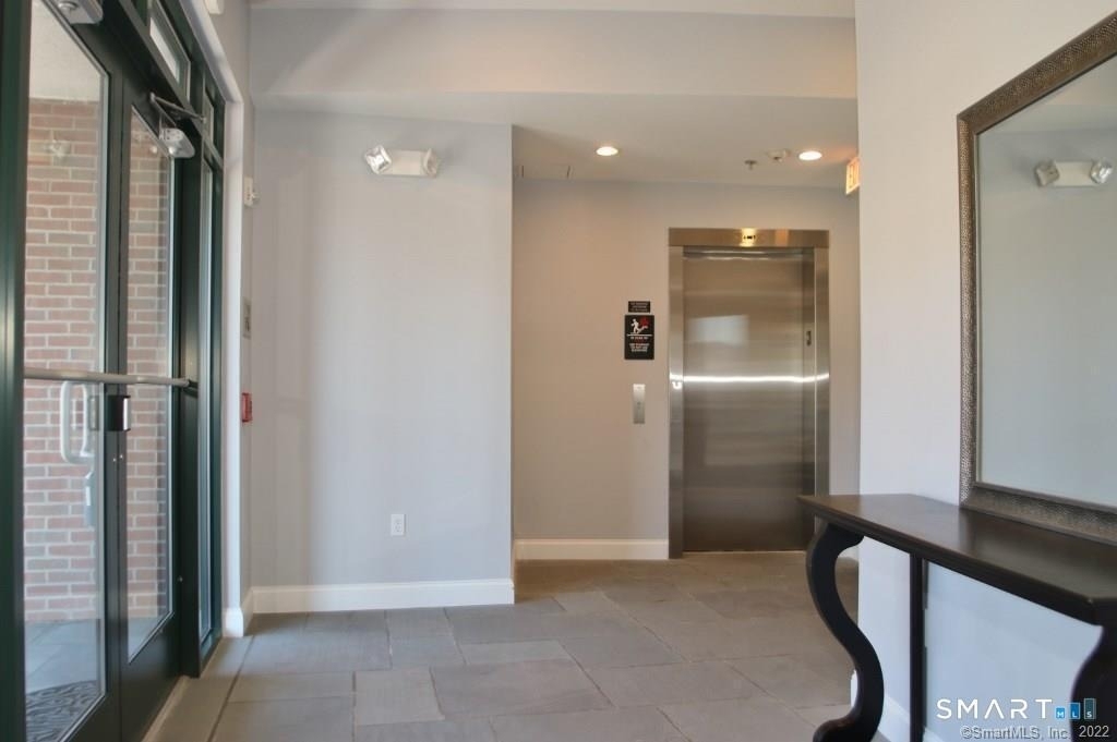 947 Hope Street - Photo 5