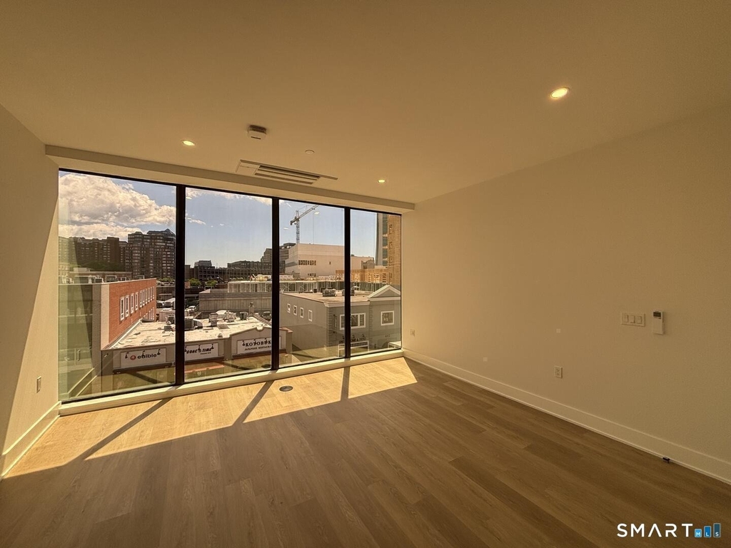 470 Summer Street - Photo 16