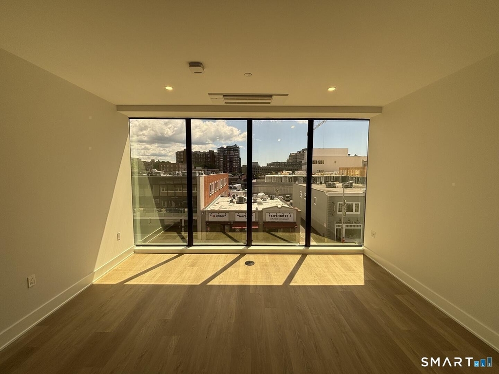 470 Summer Street - Photo 14