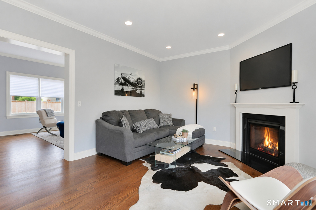 8 View Street - Photo 7