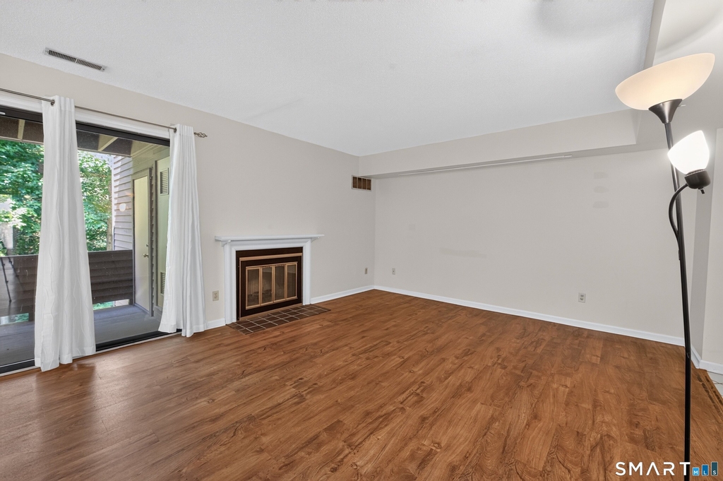 900 Mix Avenue - Photo 4