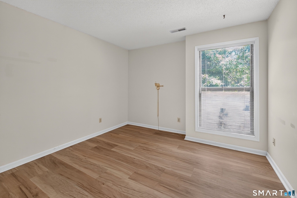 900 Mix Avenue - Photo 18