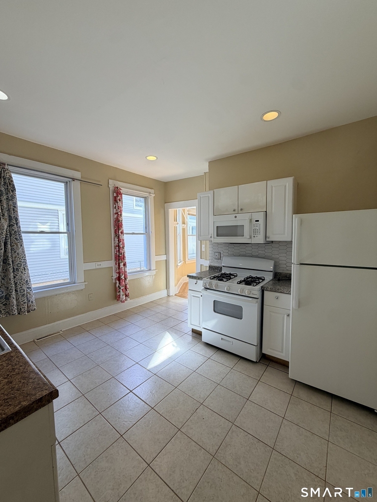 63 Blake Street - Photo 4