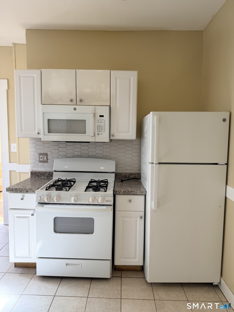 63 Blake Street - Photo 2