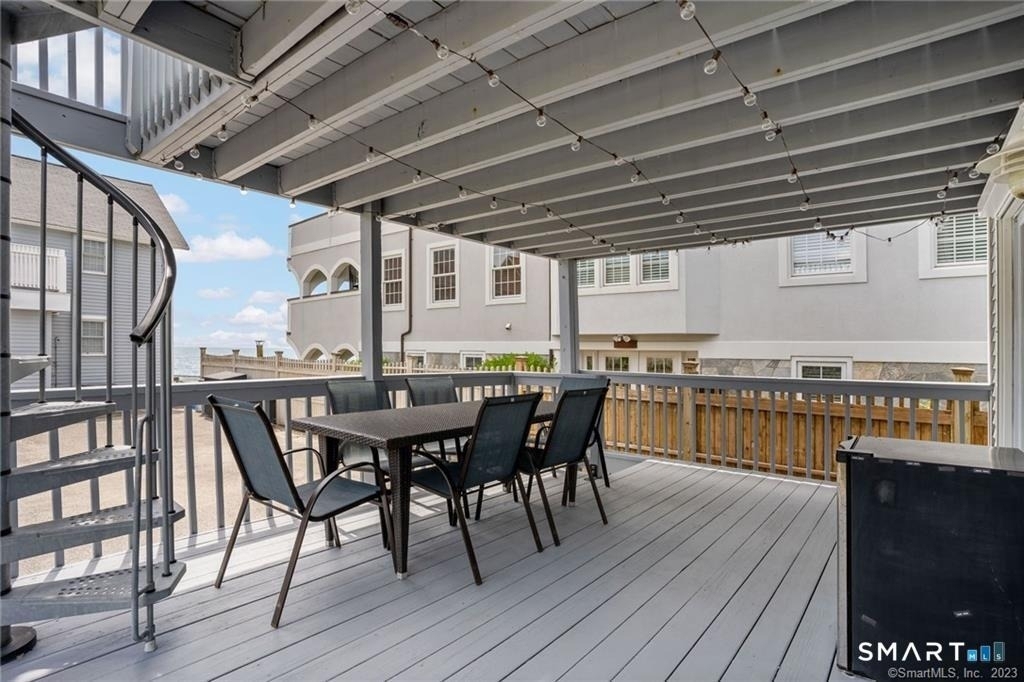 210 Broadway - Photo 27