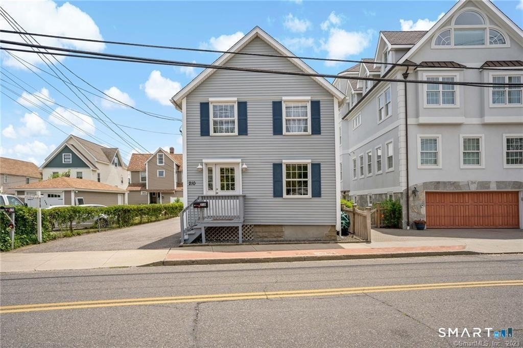 210 Broadway - Photo 29