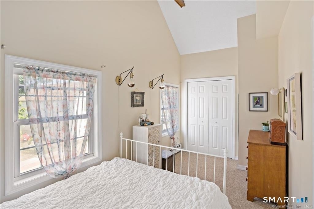 210 Broadway - Photo 19