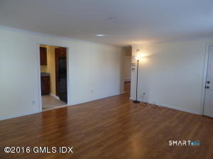 20 Division Street - Photo 3