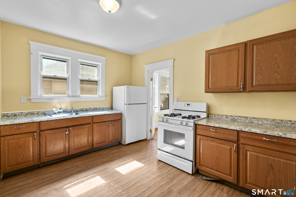 855 Woodward Avenue - Photo 4